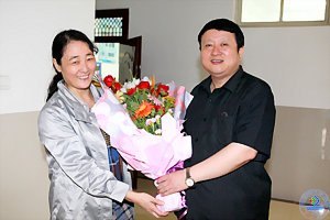 ��ʦ��ǰϦѧУ�쵼�߷ò��ֽ�ʦ
